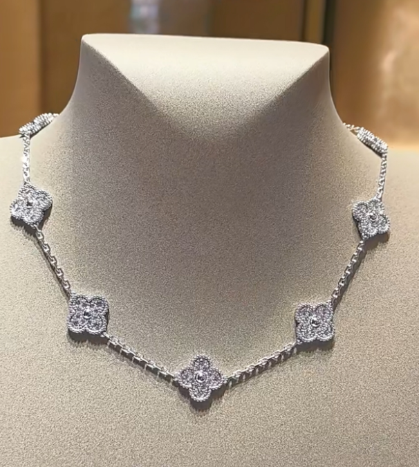 [Eterna Jewels]CLOVER 10 MOTIFS  Gold Diamond  NECKLACE