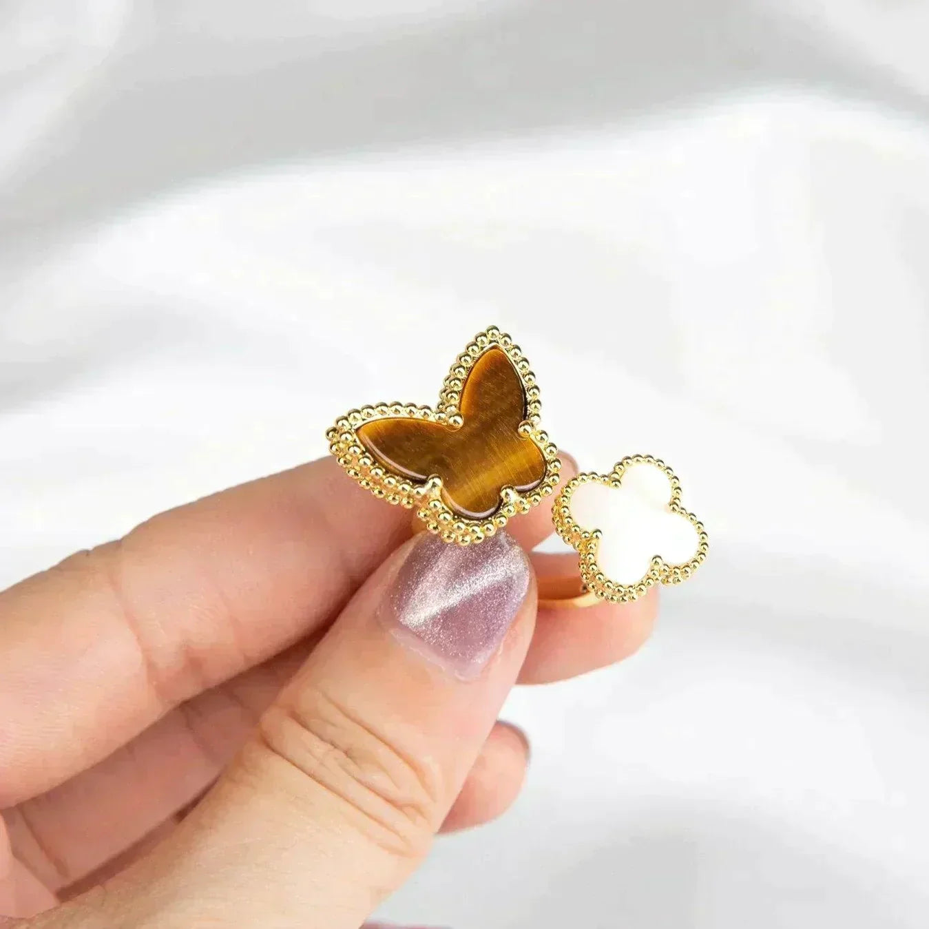 [Eterna Jewels]LUCKY ZWISCHEN DEN FINGERING