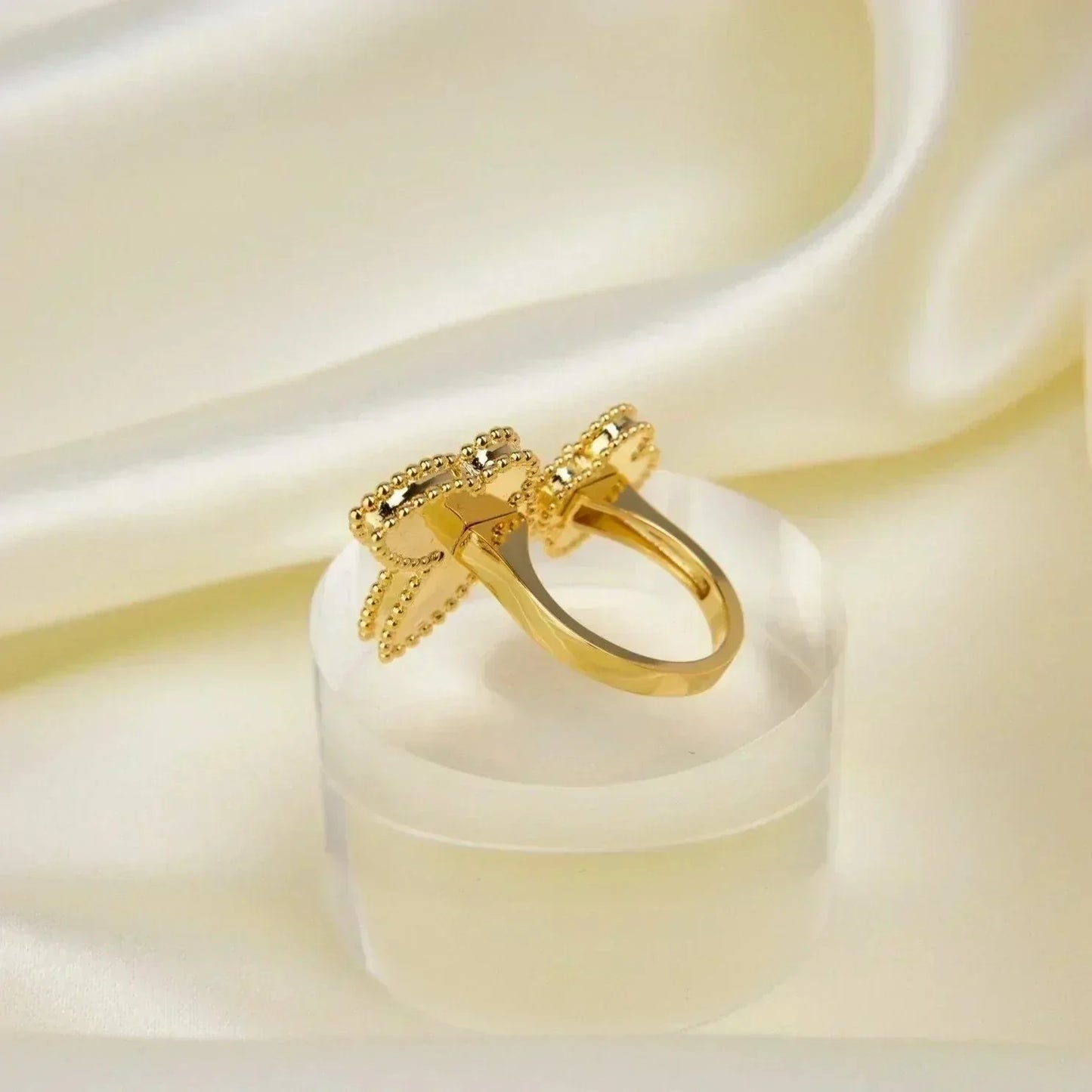 [Eterna Jewels]LUCKY ZWISCHEN DEN FINGERING