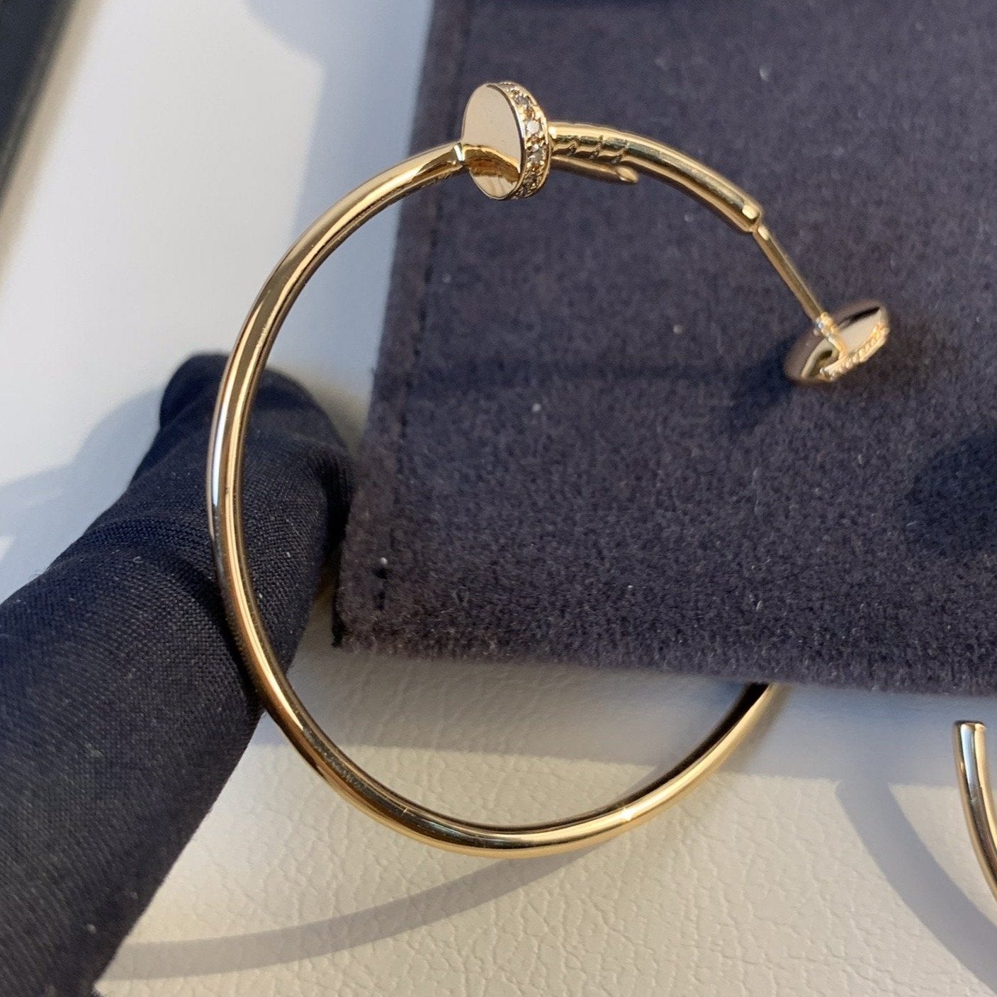 [Eterna Jewels]JUSTE OHRRINGE GOLD DIAMANTEN 1.8MM