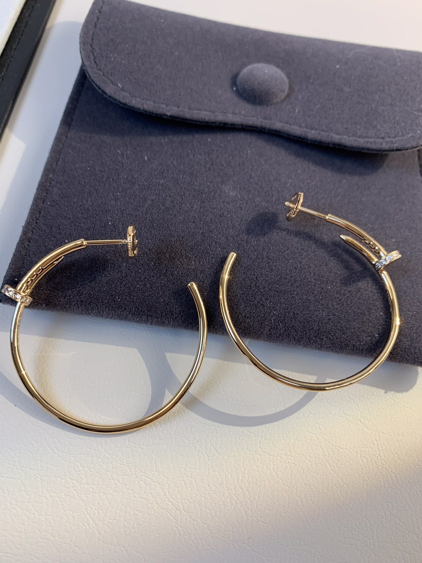 [Eterna Jewels]JUSTE OHRRINGE GOLD DIAMANTEN 1.8MM