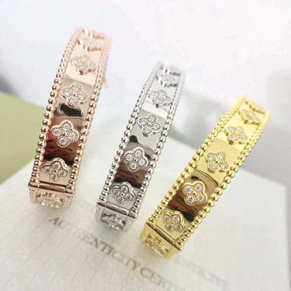 [エテルナ ジュエルズ]クローバー ブレスレット 8MM ダイヤモンド