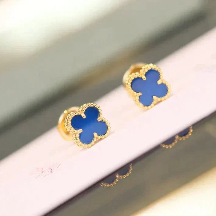 [エテルナジュエルズ]クローバーミニ9.5MMターコイズピアス