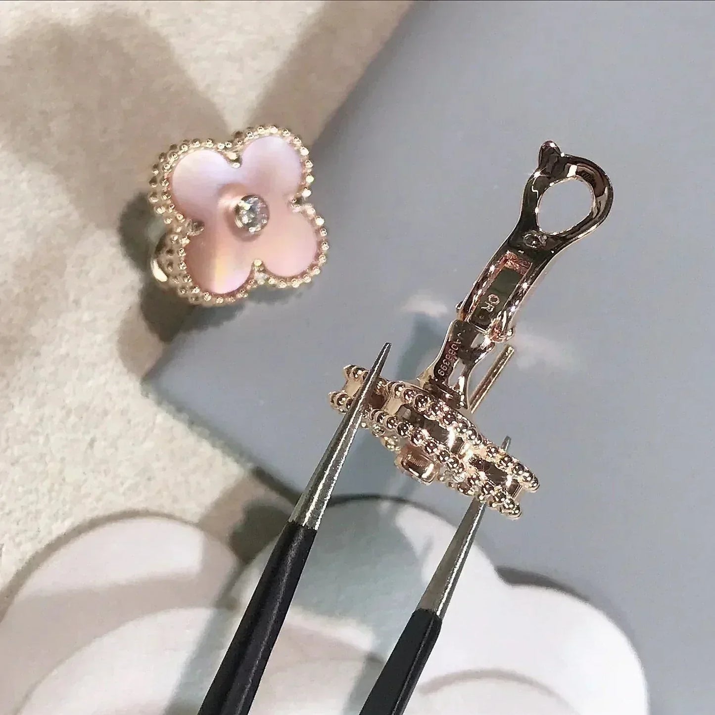 [Eterna Jewels]KLEE MITTEL 1 MOTIVE ROSA MOP DIAMANT OHRRINGE