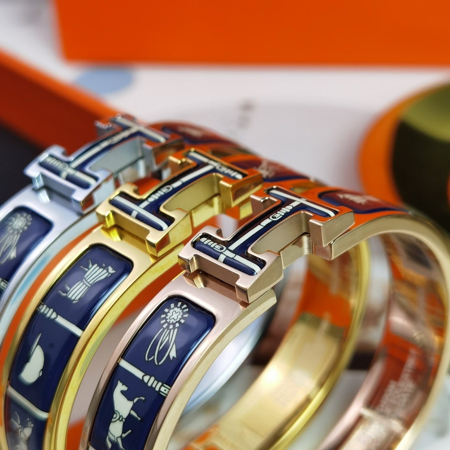 [Eterna Jewels]H COUVERTURES DUNKELBLAUES ARMBAND
