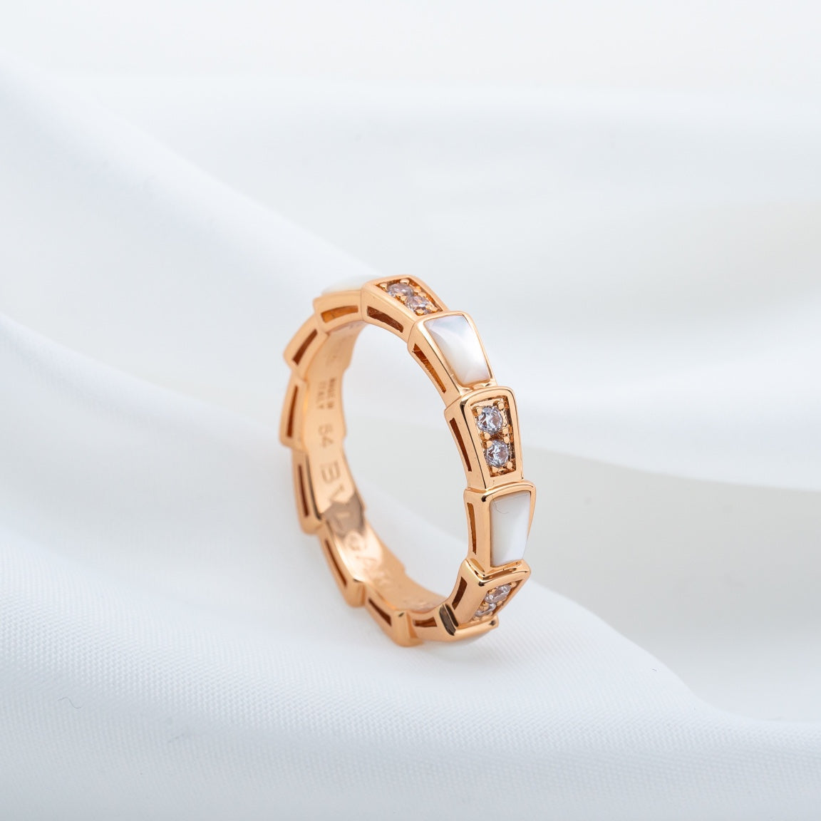 [Eterna Jewels]SERPENTI RING ROSÉGOLD DIAMANT PERLMUTT 3MM