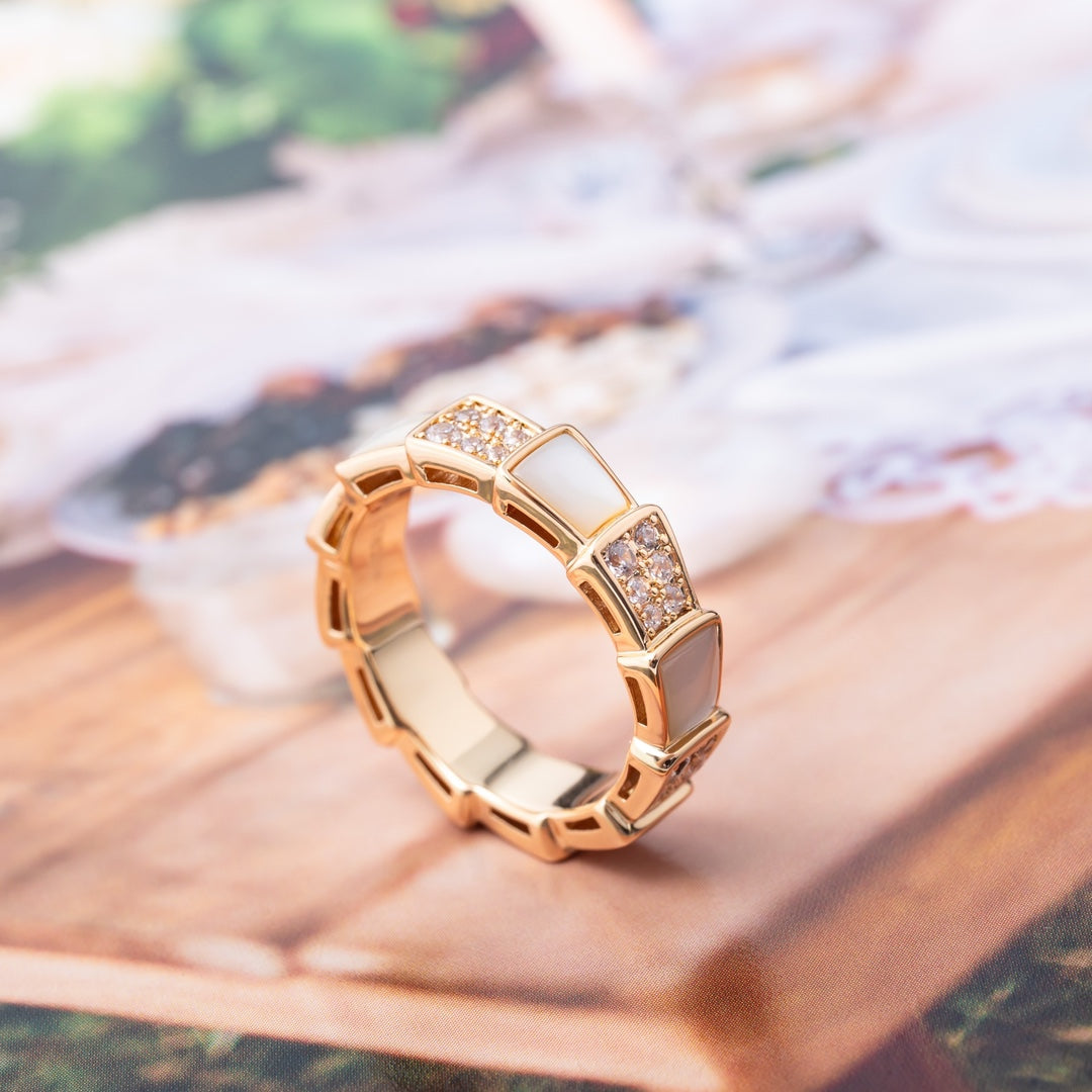 [Eterna Jewels]SERPENTI RING ROSÉGOLD PERLMUTT DIAMANT PAVÉ 4MM