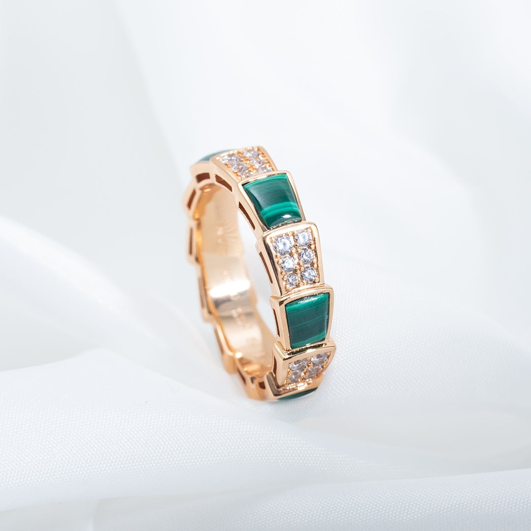 [Eterna Jewels]SERPENTI RING ROSÉGOLD MALACHIT DIAMANTEN PAVÉ 4MM