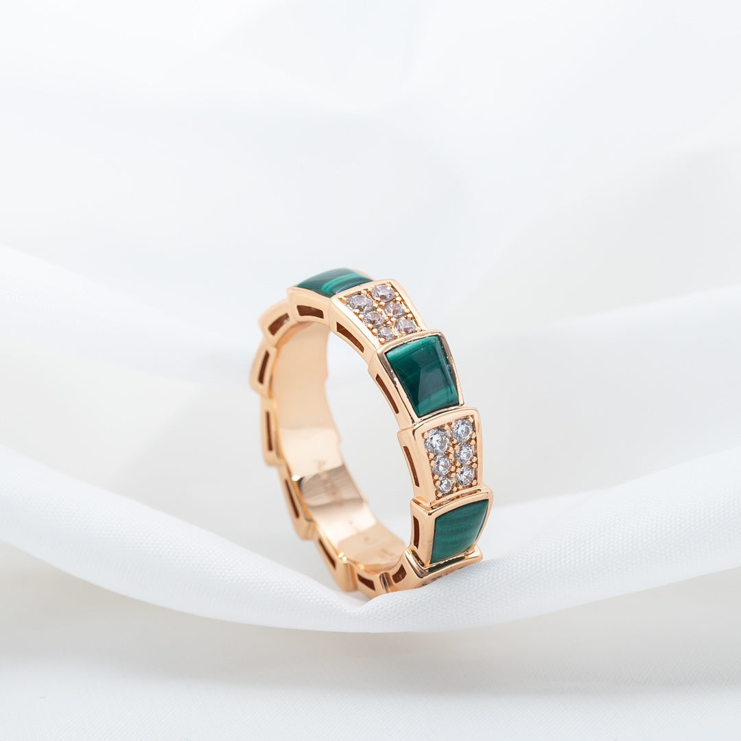 [Eterna Jewels]SERPENTI RING ROSÉGOLD MALACHIT DIAMANTEN PAVÉ 4MM