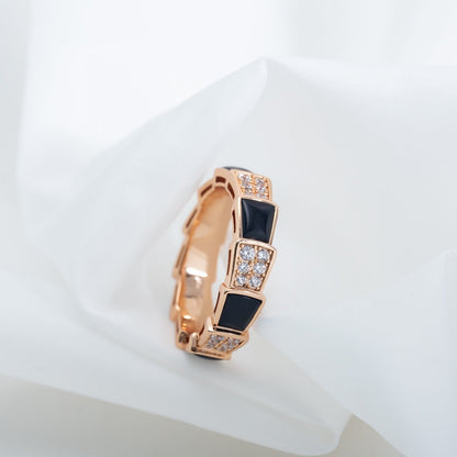 [Eterna Juwelen]SERPENTI RING ROSÉGOLD SCHWARZES PERLMUTT DIAMANTPFLASTER 4MM