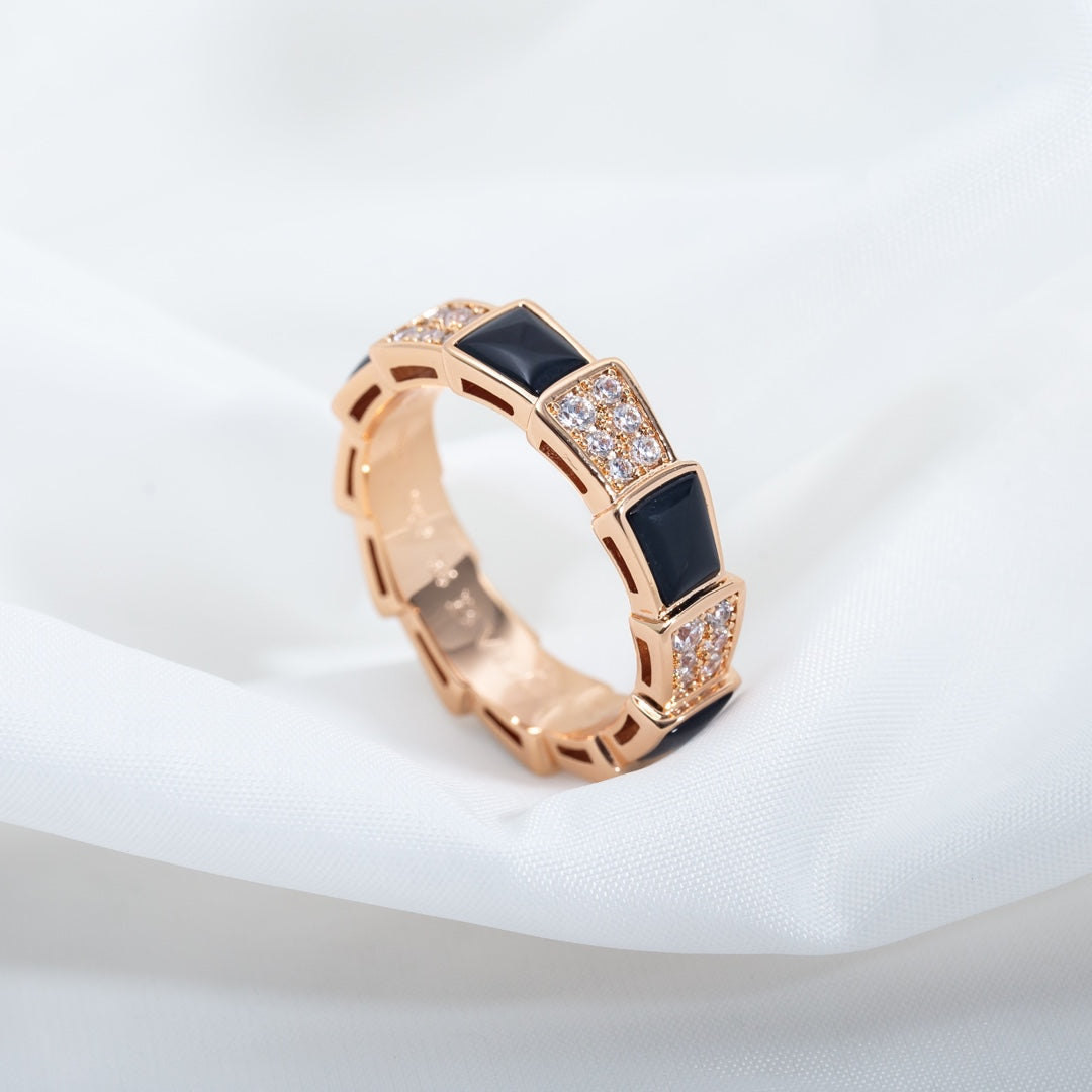 [Eterna Juwelen]SERPENTI RING ROSÉGOLD SCHWARZES PERLMUTT DIAMANTPFLASTER 4MM