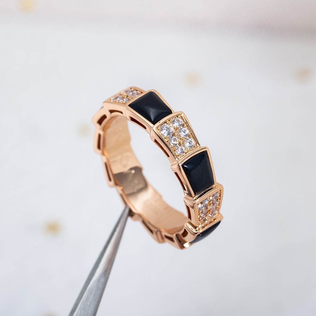 [Eterna Juwelen]SERPENTI RING ROSÉGOLD SCHWARZES PERLMUTT DIAMANTPFLASTER 4MM