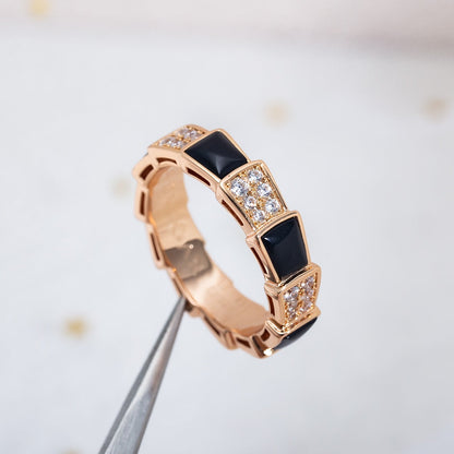 [Eterna Juwelen]SERPENTI RING ROSÉGOLD SCHWARZES PERLMUTT DIAMANTPFLASTER 4MM