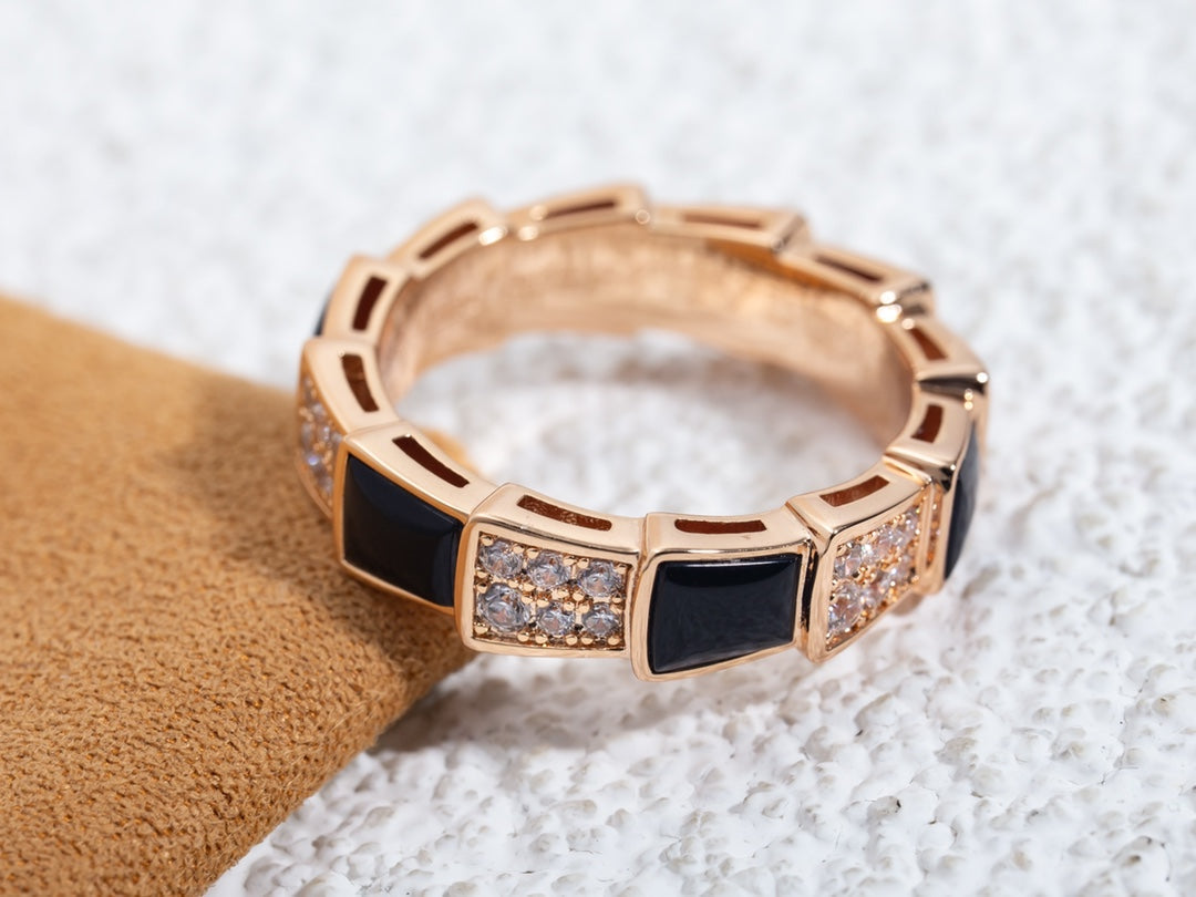 [Eterna Juwelen]SERPENTI RING ROSÉGOLD SCHWARZES PERLMUTT DIAMANTPFLASTER 4MM