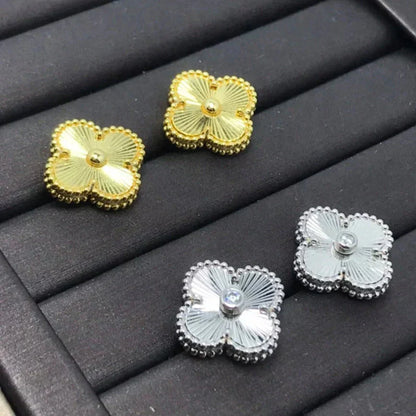 [エテルナジュエル] クローバーミニ9.5mmレーザーピアス