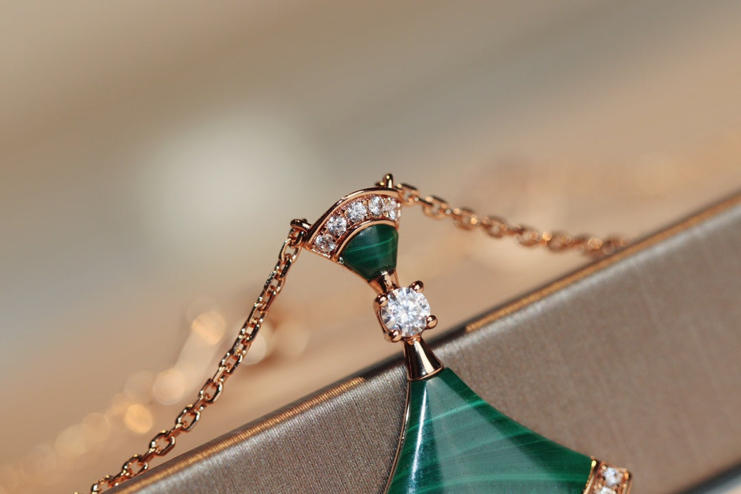 [Eterna Jewels]TRAUMKETTE MALACHIT DIAMANT
