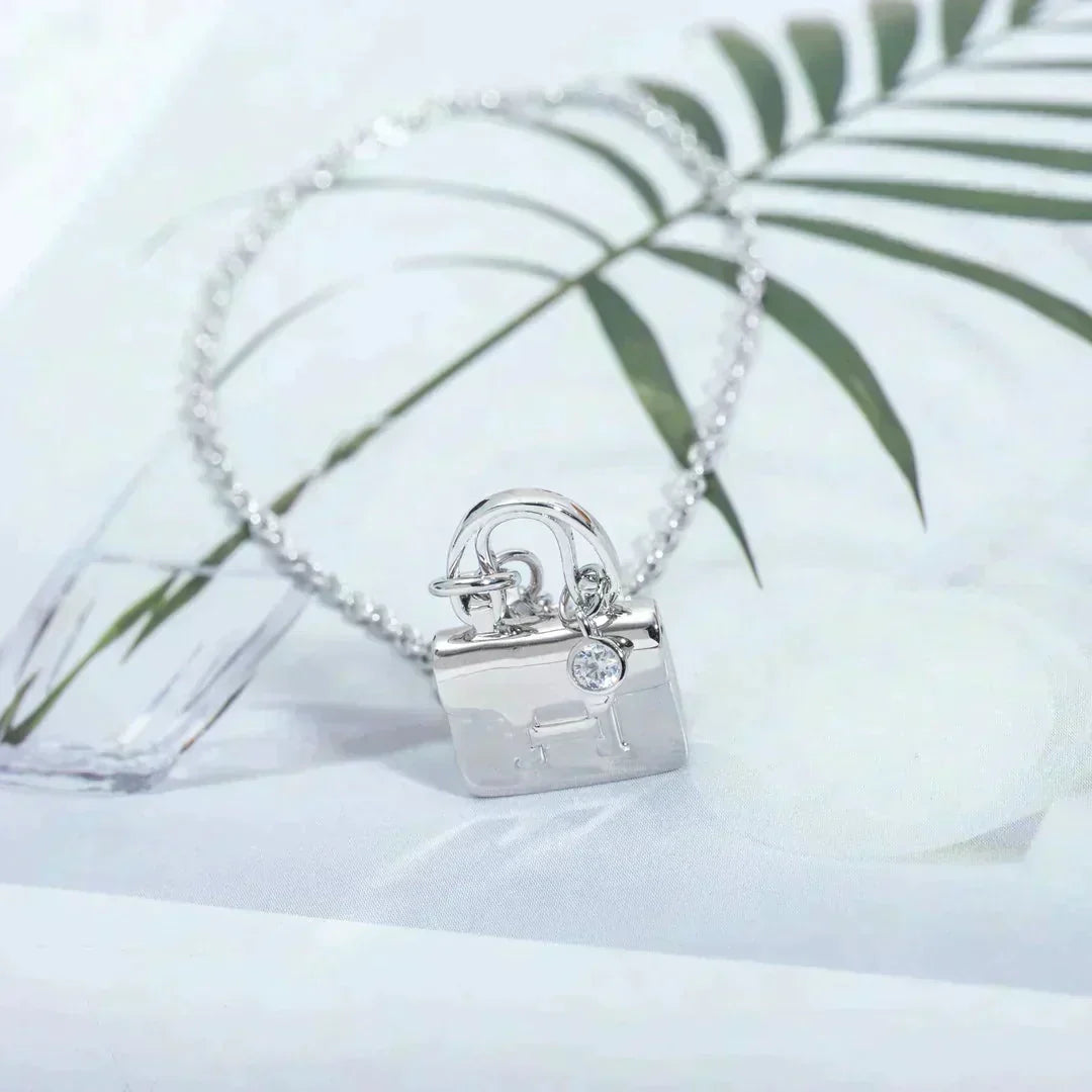 [Eterna Jewels]HALSKETTE MIT SILBERNEM ANHÄNGER