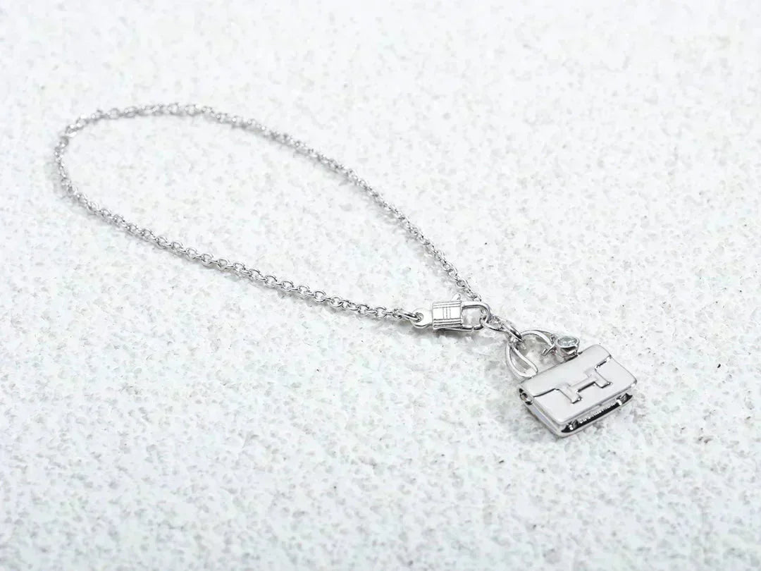 [Eterna Jewels]HALSKETTE MIT SILBERNEM ANHÄNGER