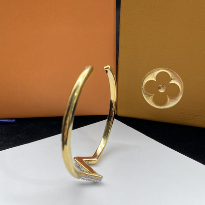 [Eterna Jewels]VOLTE UPSITE DOWN DIAMOND GOLD OFFENER ARMBAND