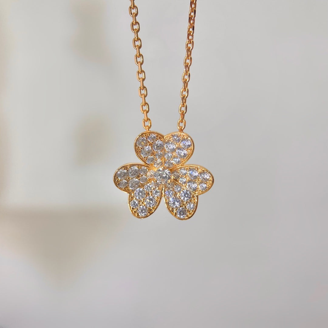[Eterna Jewels]BLUMEN-DIAMANT-HALSKETTE