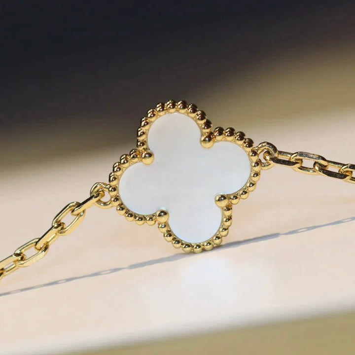 [Eterna Jewels]KLEE HALSKETTE 20 MOTIVE WEISSES PERLMUTT