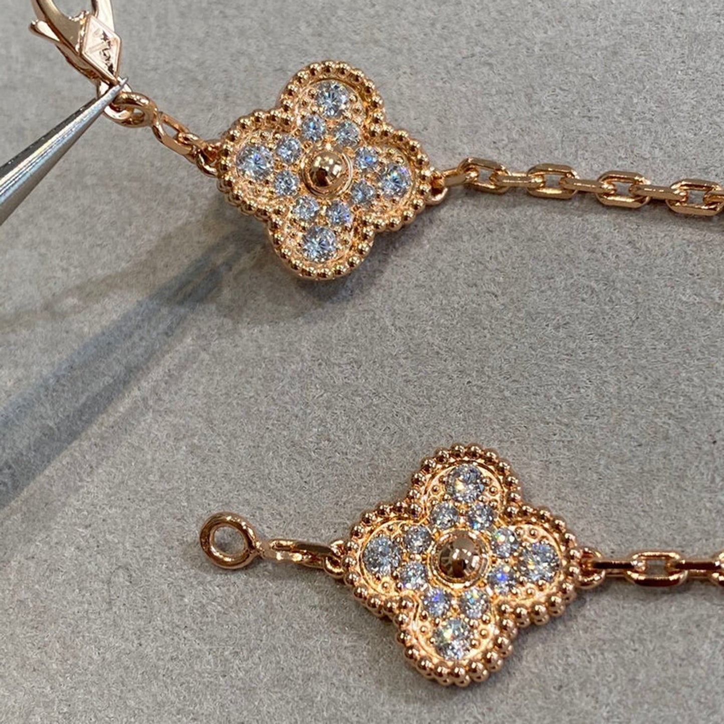 [Star Jewelry] KLEEBRACHEN 5 MOTIV VOLLSTÄNDIGES DIAMANTPARMBAND-KOLLEKTION