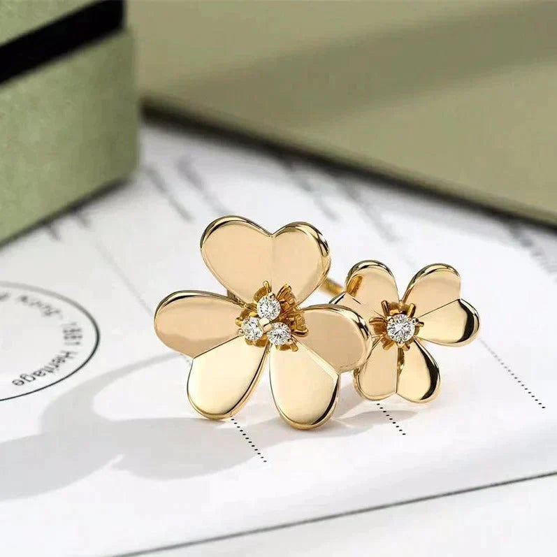 [Eterna Jewels]KLEEBELATT COMOS GOLD DIAMANTENRING