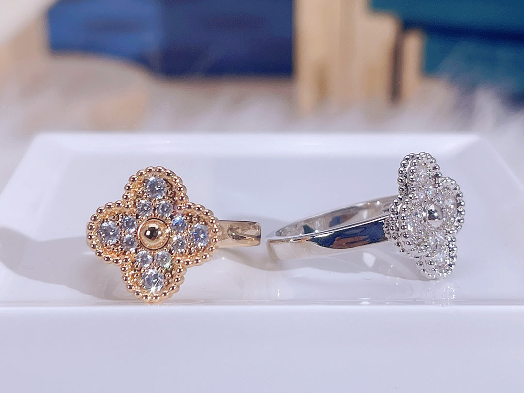 [Eterna Jewels]KLEEBLLATT-DIAMANTENRING