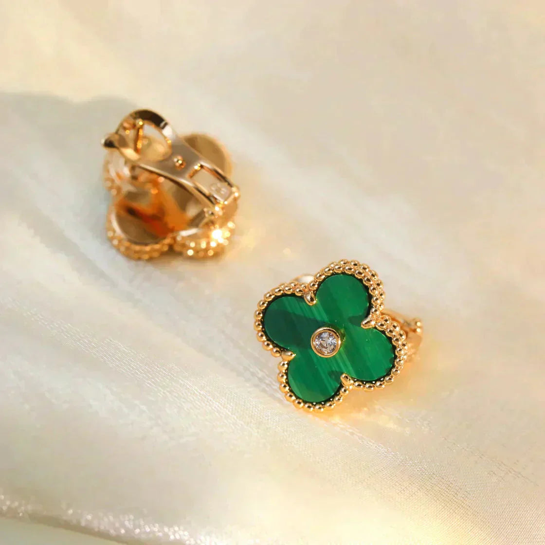 [Eterna Jewels]クローバー ミディアム 1モチーフ マラカイト ダイヤモンド ピアス