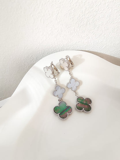[Eterna Jewels]KLEE 3 MOTIVE CHALCEDON DUNKLE PERLMUTT SILBER OHRRINGE