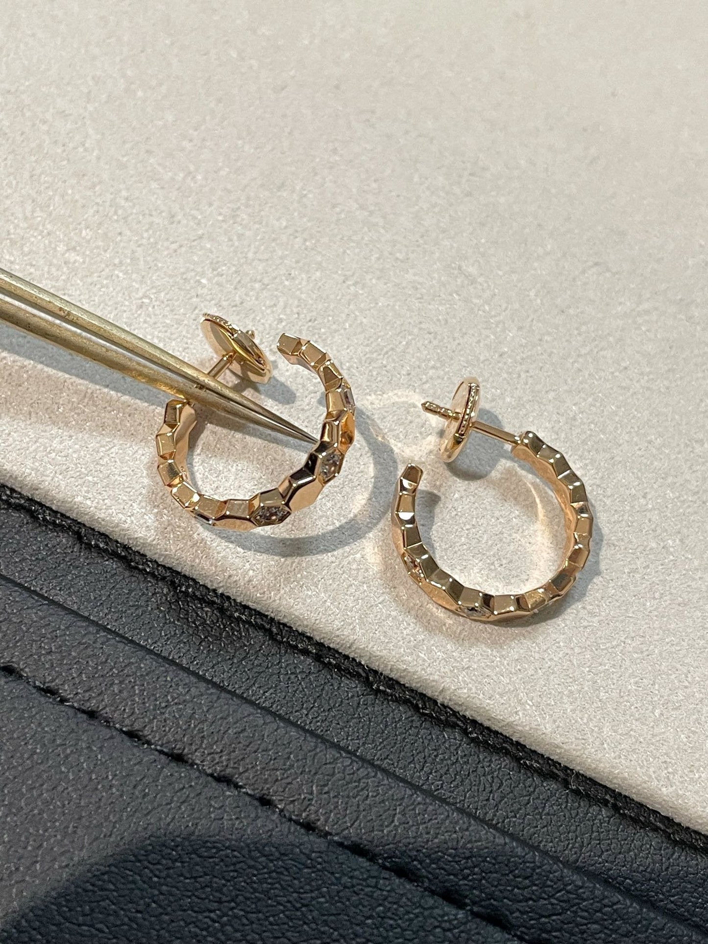 [Eterna Jewels]Hohler Vierblättriger Kleeblatt Blumenform Ring
