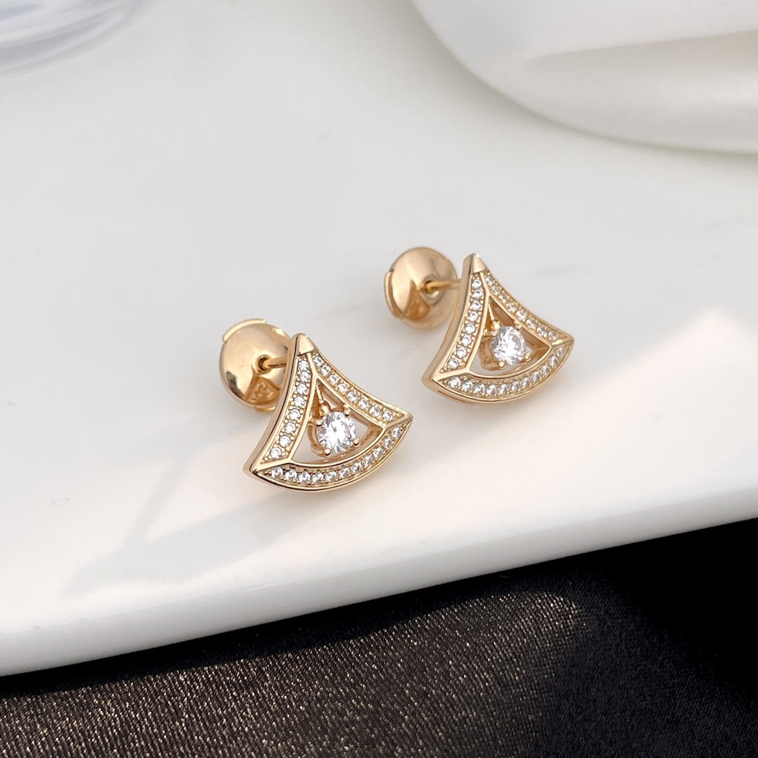 [Eterna Jewels]TRAUM MINI DIAMANT OHRSTECKER