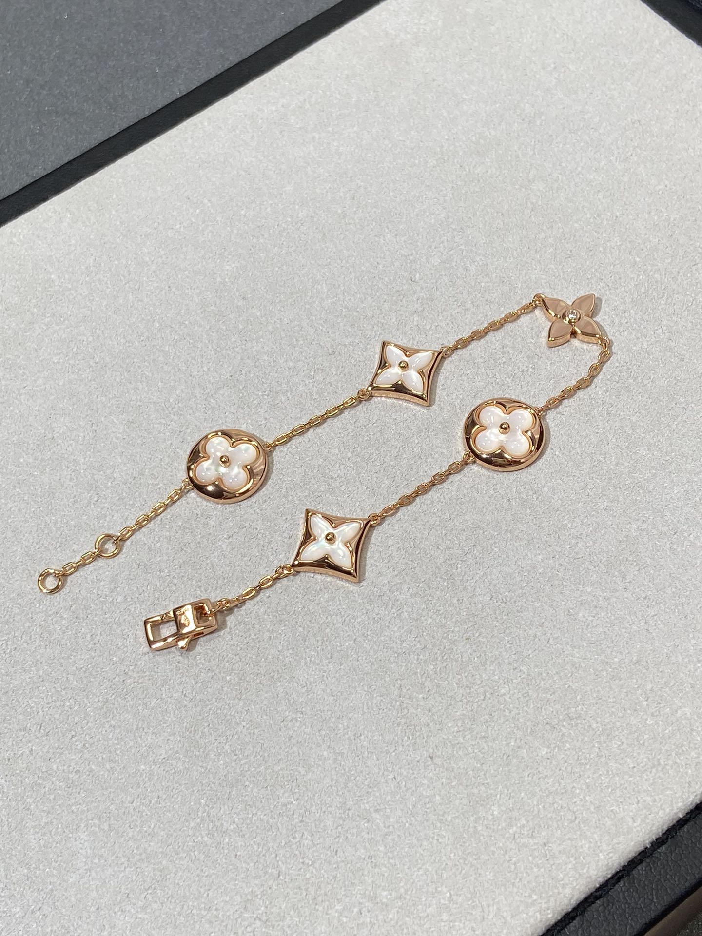[Eterna Jewels]STERN UND SONNE 5 MOTIV PERLMUTT ROSÉGOLD-ARMBAND