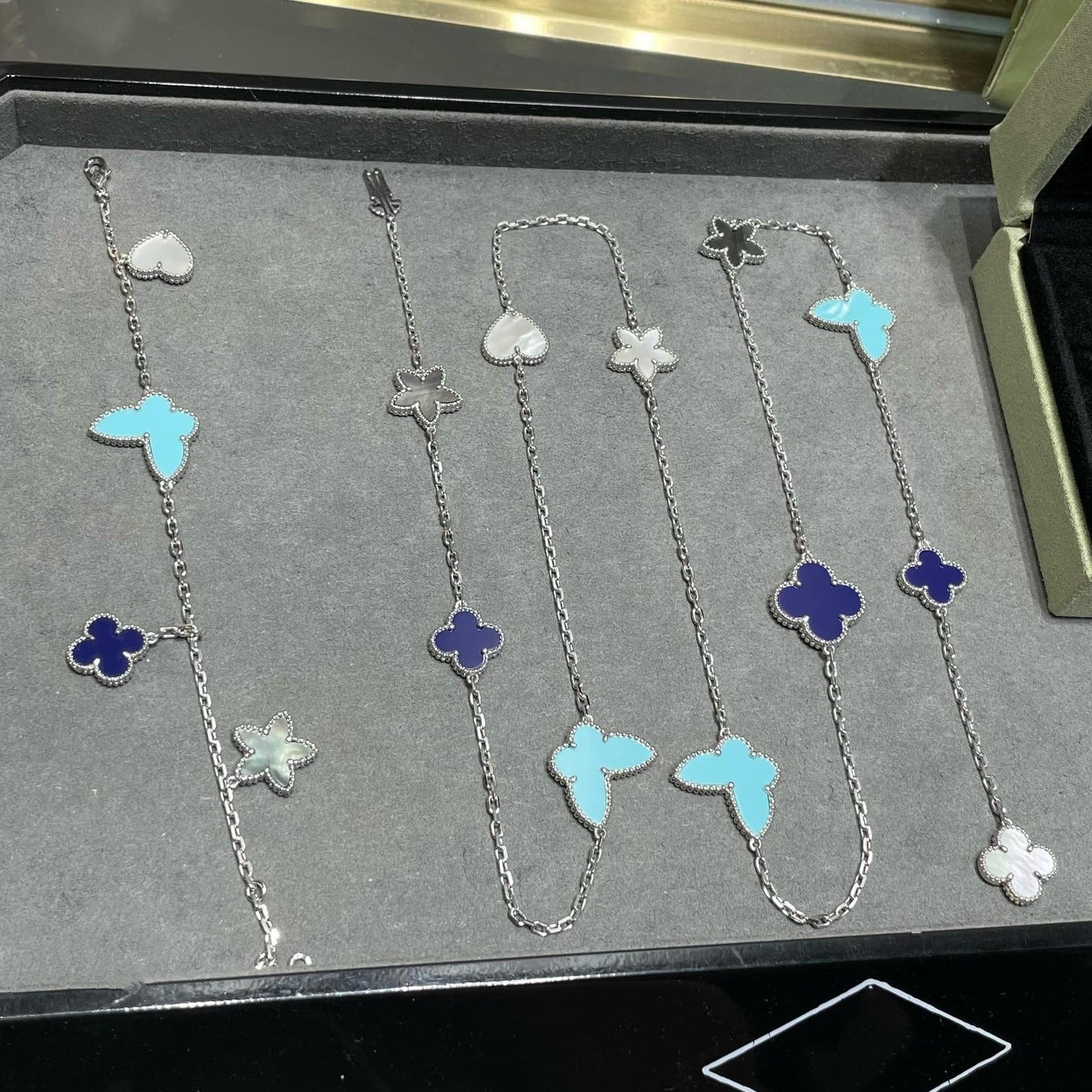 [Eterna Jewels]LUCKY CLOVER SILVER 11 MOTIF-HALSKETTE