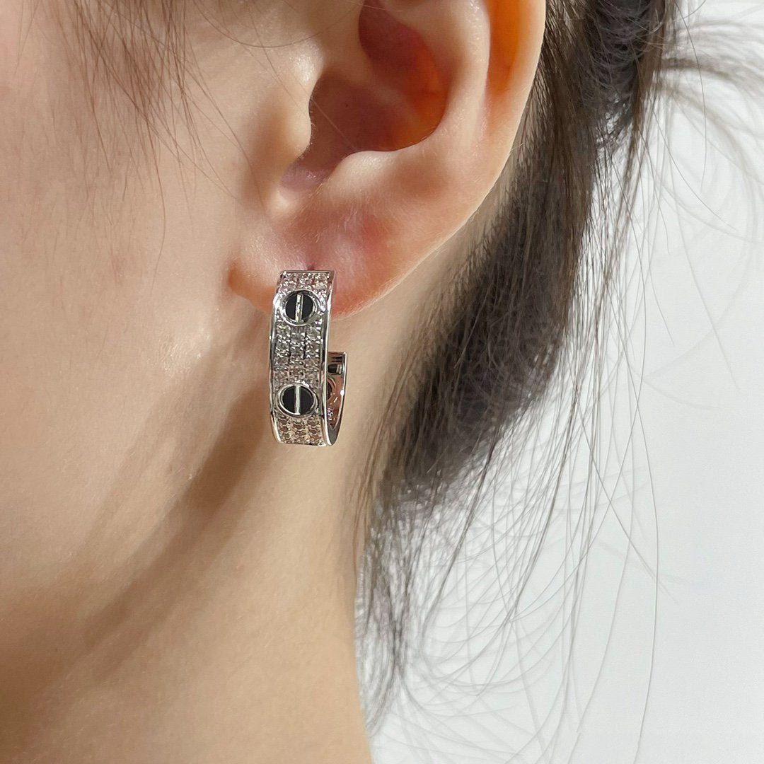 [Eterna Jewels]LOVE CERAMIC DIAMOND PAVED SILVER EARRINGS