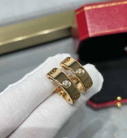 [Eterna Jewels]LIEBE 5.5MM 1 DIAMANT OHRRINGE