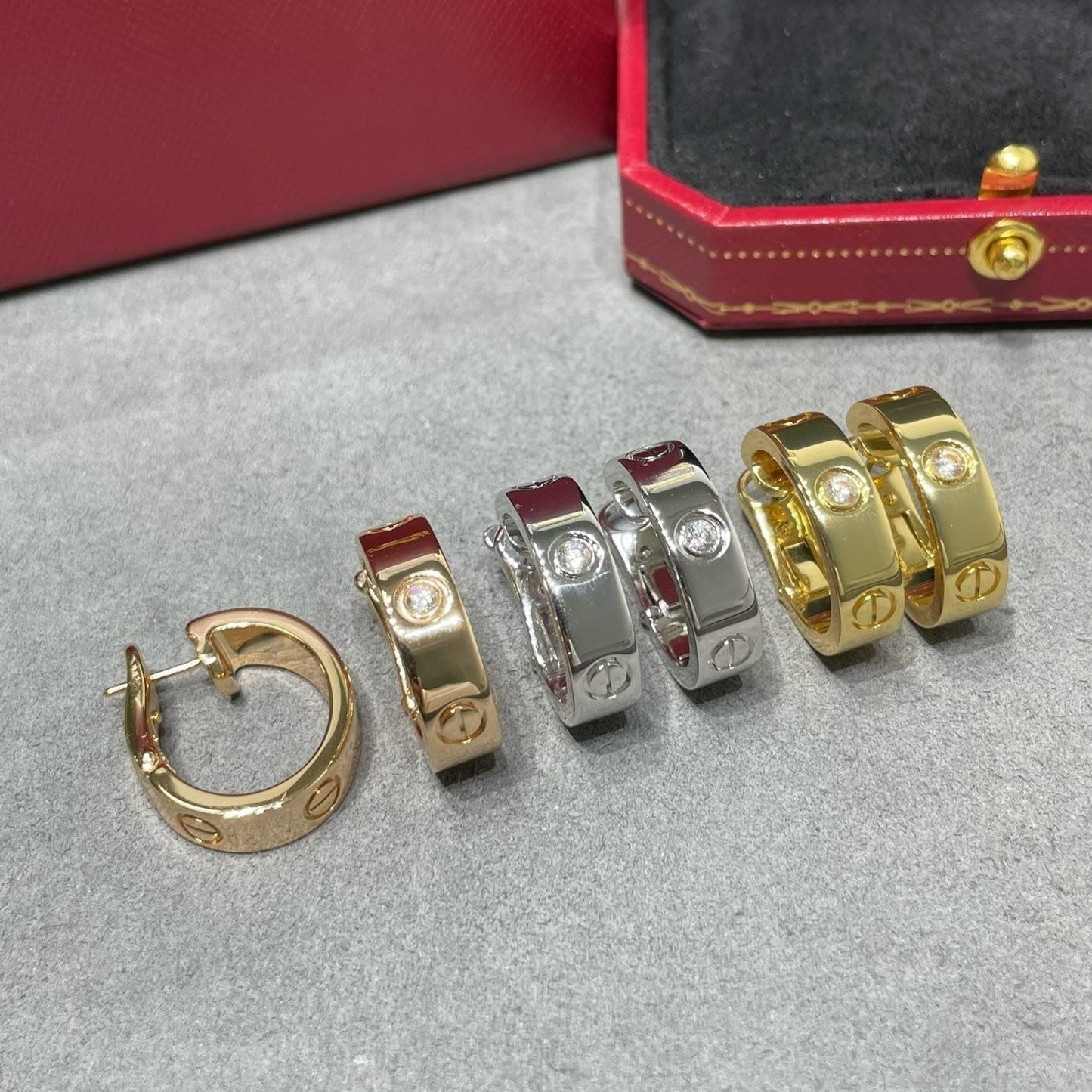 [Eterna Jewels]LIEBE 5.5MM 1 DIAMANT OHRRINGE