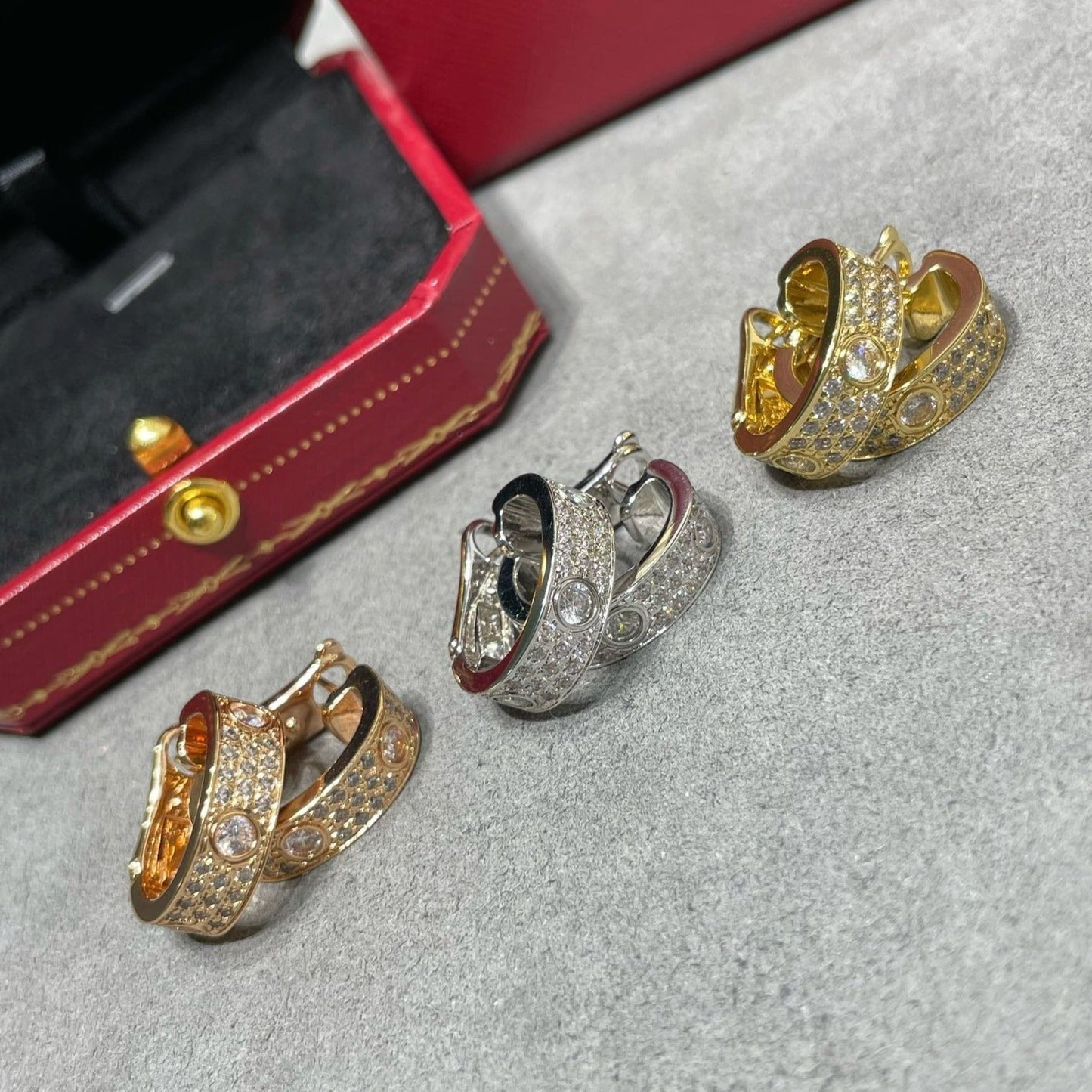 [Eterna Jewels]LOVE 5.5MM DIAMOND PAVED EARRINGS