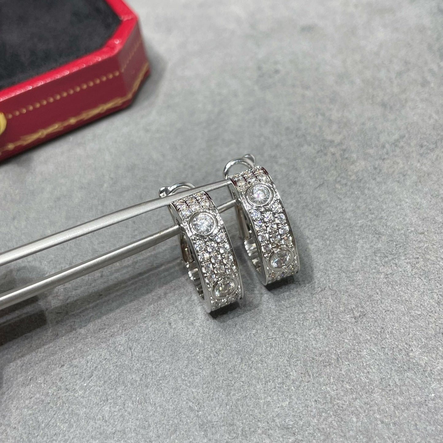 [Eterna Jewels]LOVE 5.5MM DIAMOND PAVED EARRINGS