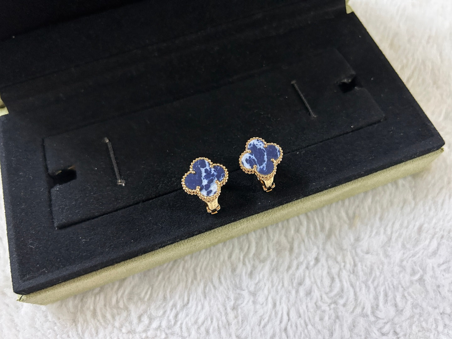 [Eterna Jewels]KLEEBRE-PIETERSIT-OHRSTECKER, MITTELGROSS