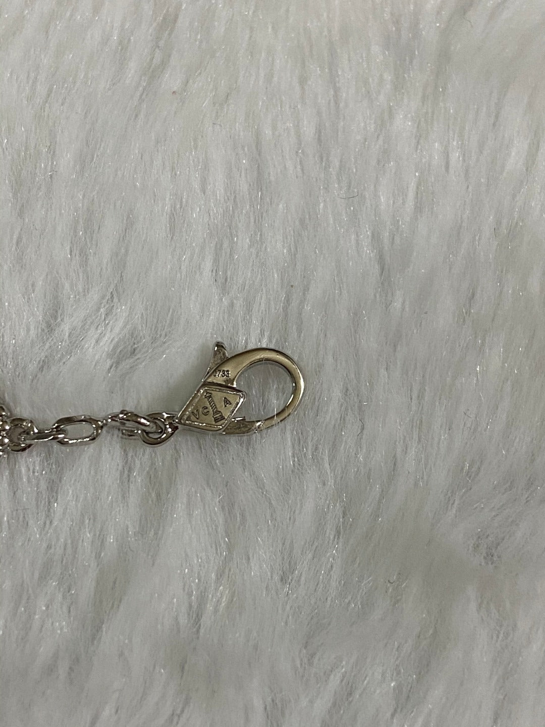 [Eterna Jewels]KLEEBKLEE-ARMBAND MIT 1 MOTIV AUS PIETERSIT