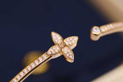 [Eterna Jewels]IDYLLE ROSÉGOLD ARMREIF MIT DIAMANTEN