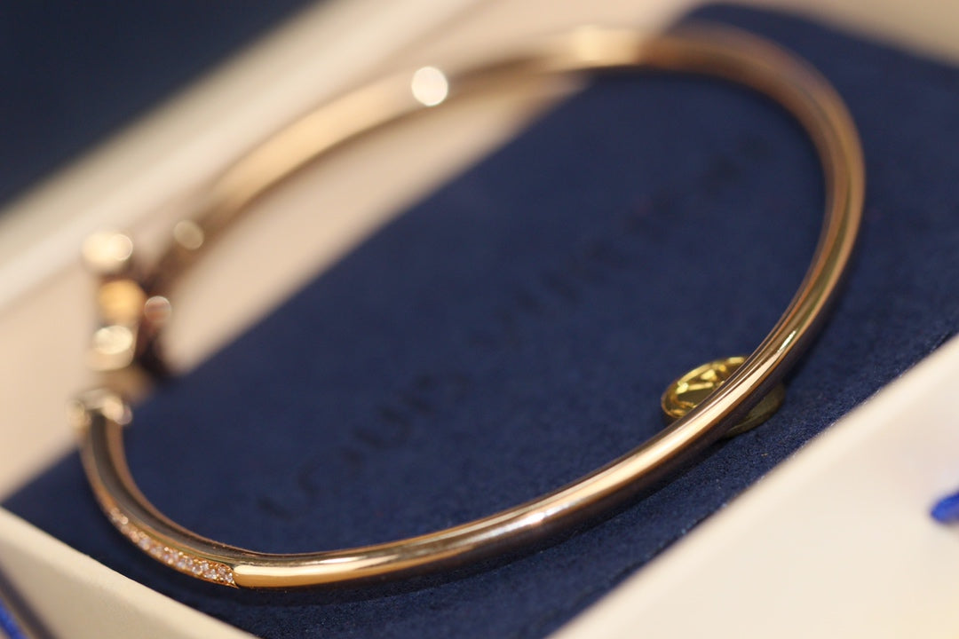 [Eterna Jewels]IDYLLE ROSÉGOLD ARMREIF MIT DIAMANTEN