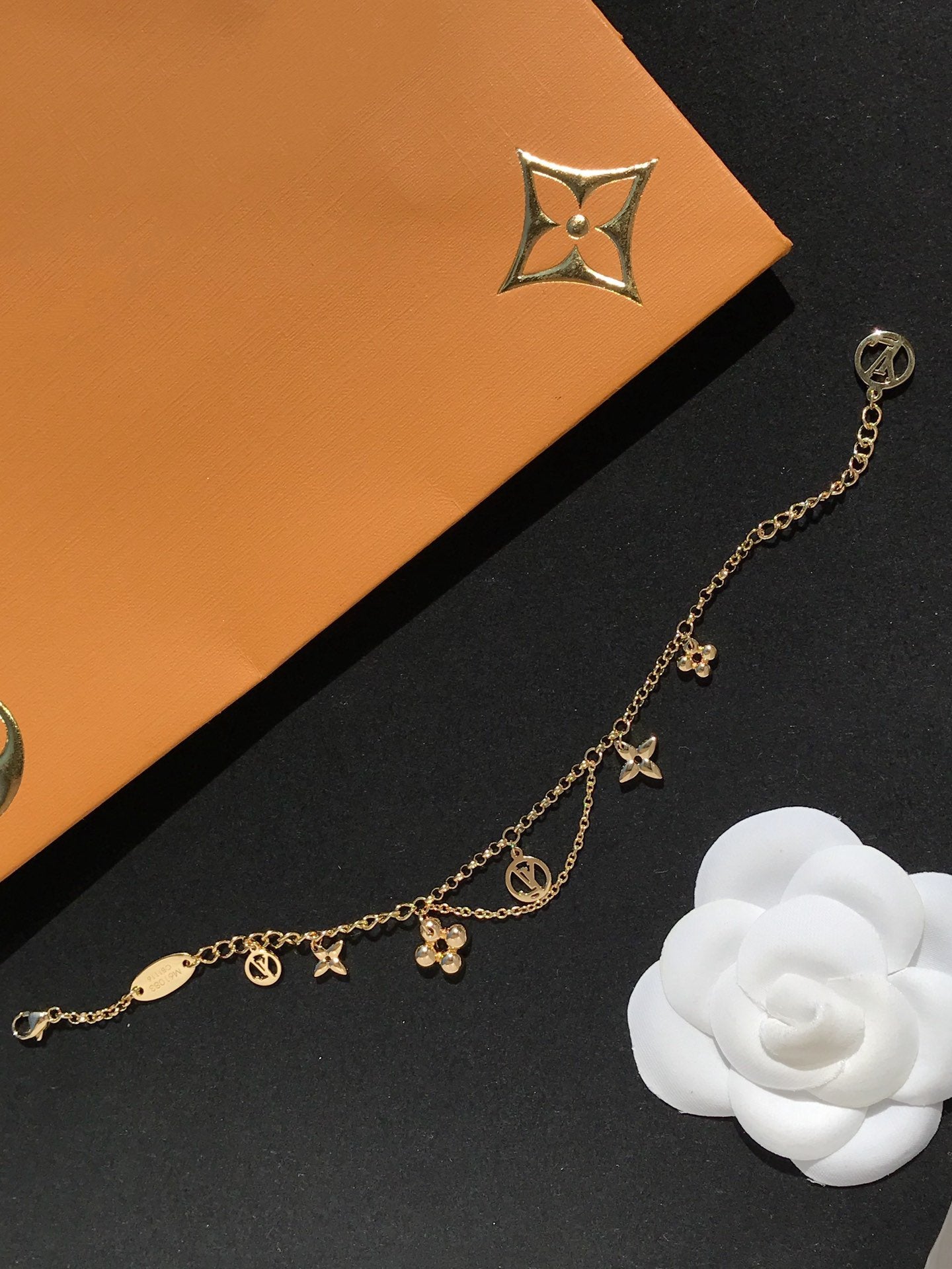 [Eterna Jewels]BLOOMING PINK GOLD MOP ARMBAND