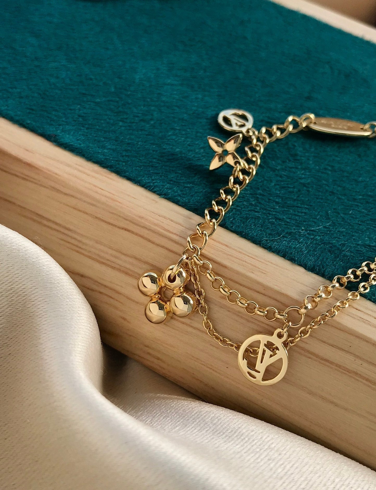 [Eterna Jewels]BLOOMING PINK GOLD MOP ARMBAND