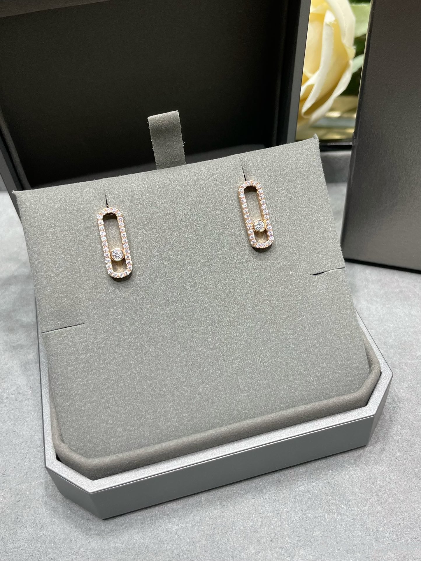 [Eterna Jewels]MOVE UNO OHRSTECKER DIAMANT PAVE