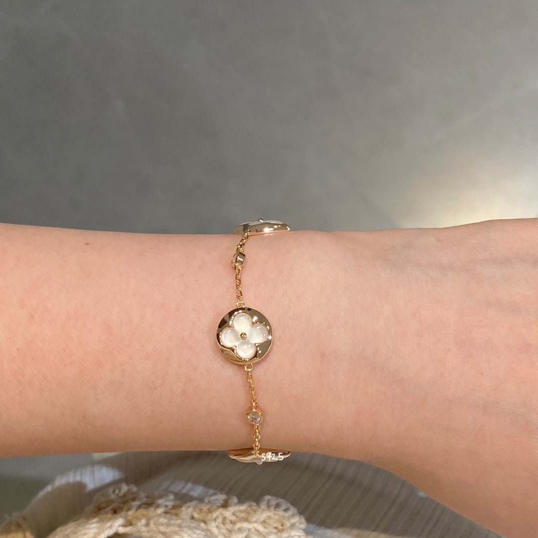 [Eterna Jewels]STAR AND SUN 4 MOTIV WEISS MOP ROSÉGOLD ARMREIF
