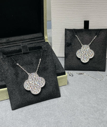 [Eterna Jewels]KLEEBKATTENANHÄNGER 25MM GROSS DIAMANT BESETZT SILBERHALSKETTE