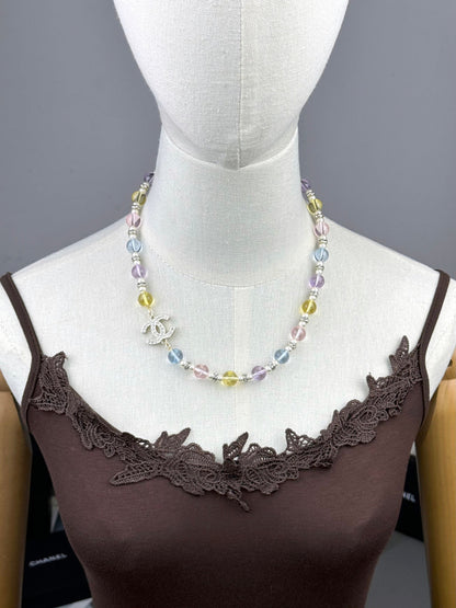 [Eterna Jewels]26C Halskette mit bunten, transparenten Harz-Elementen aus der neuen Frühjahrskollektion