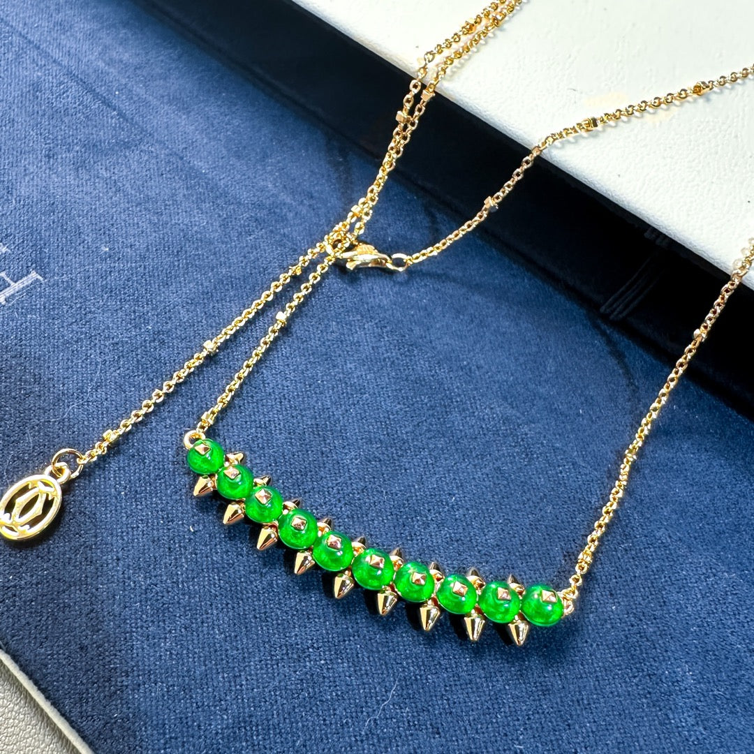 [Eterna Jewels]Neu eingetroffen: Halskette mit grünen Perlen und Nieten